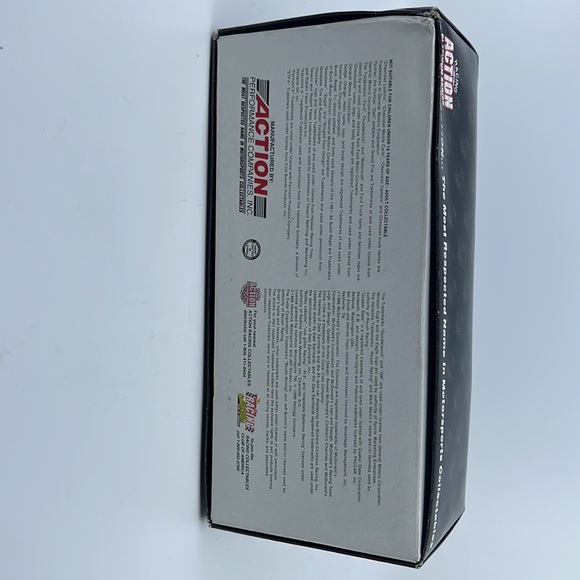 Limit Edition Jeff Gordon #24 Car Bank - Picture 6 of 9